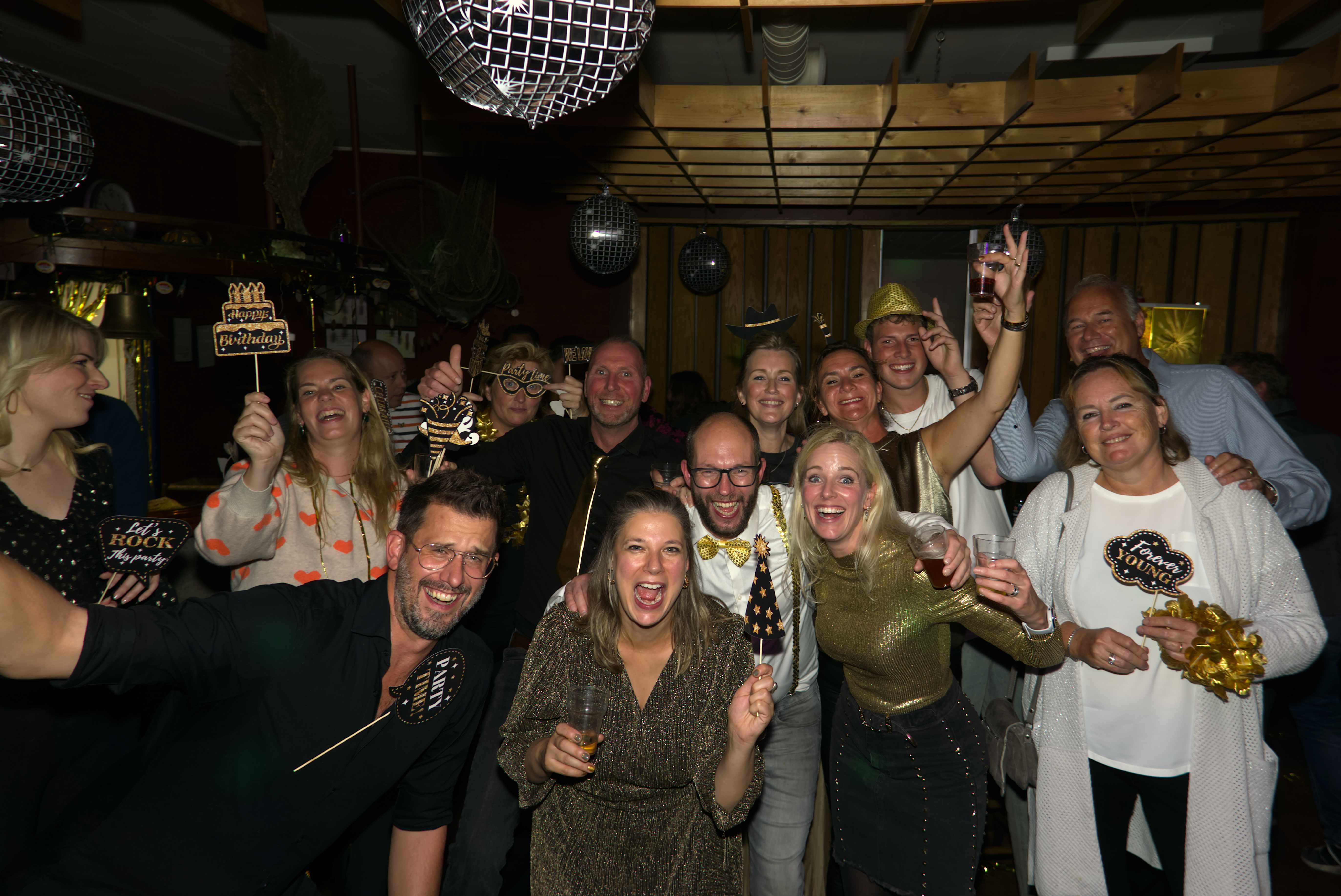 Feestsfeer met DJ E-RIK